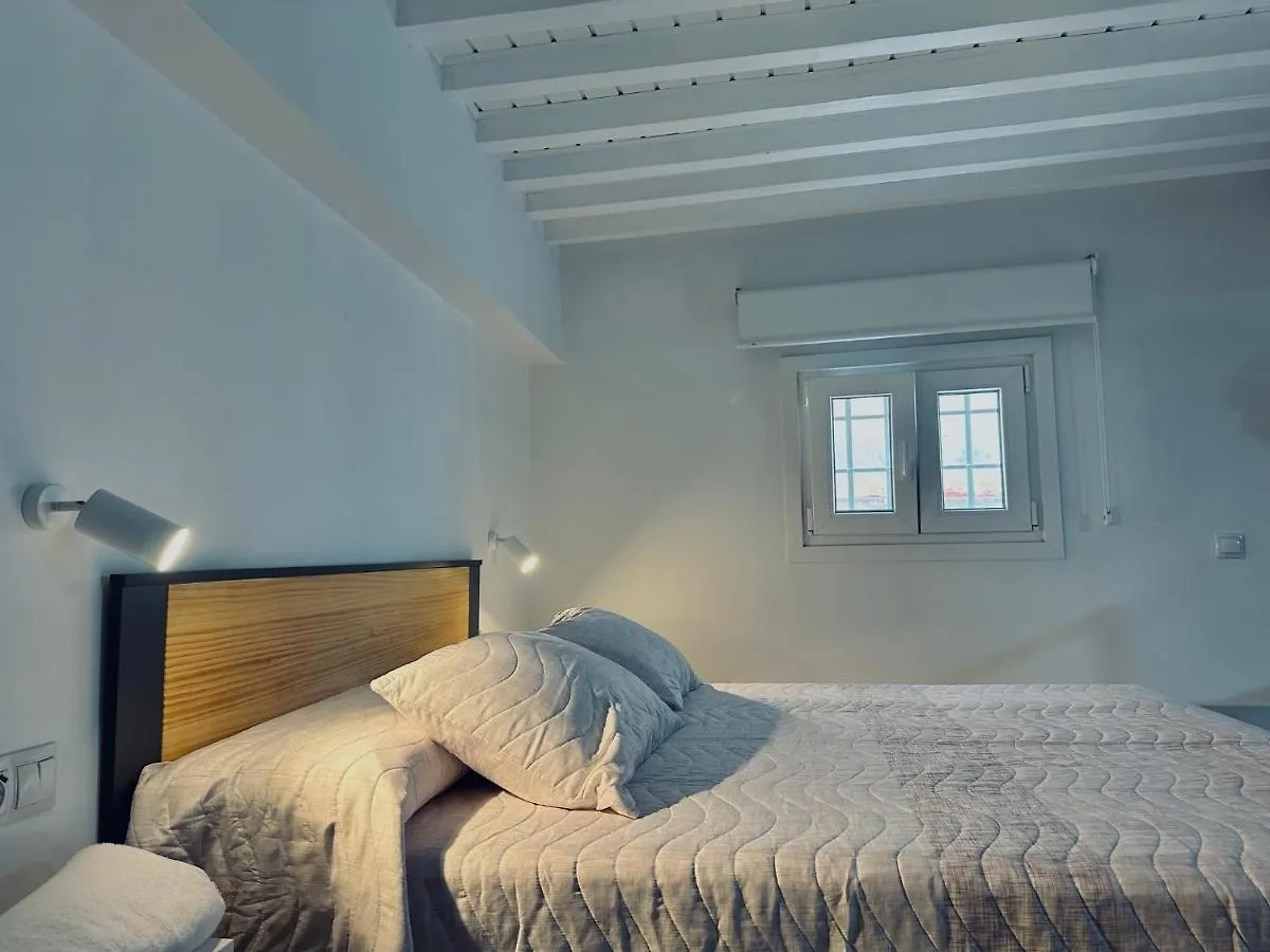 Apartamentos Arraez contacts